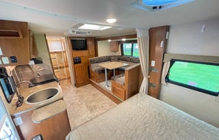 Lance 2185, Sleep 7 w/Triple Bunk, Fully Stocked