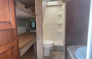 Lance 2185, Sleep 7 w/Triple Bunk, Fully Stocked