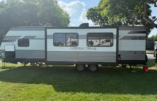 Unplug, unwind. Furnished 3bd, 2bath + bunks