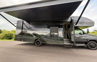 BRAND NEW 2026 Entegra Esteem 27U 30' Class C