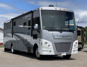Winnebago Adventurer 33C