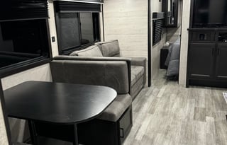 2023 Jayco Jay Flight 267BHSW 30 ft