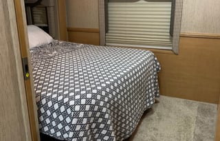 Family of 5's Home away from Home  for Rent