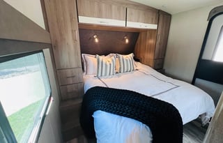 New 2022 Grand Design Imagine 3250 Bunkhouse