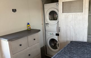 King Bed W/ King SIZE Space! FR sandpiper 3990fl