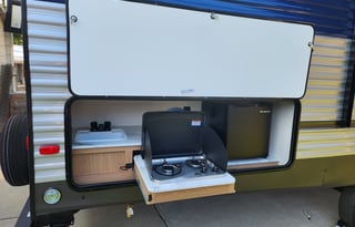 The Avenger. Delivery Only. Linens provided.