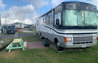 Delivery Only!!! Get Out of Town Fleetwood Bounder