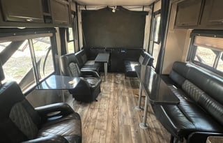 2018 5th Wheel Genesis Supreme 32 CR ToyHauler
