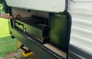 Queen privacy with extra sleeping capacity!