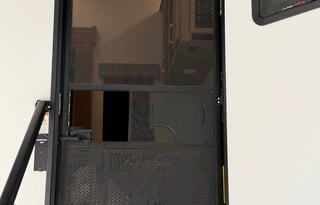 Luxury Eddie Bauer 5th Wheel Delivery no pick up