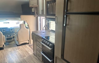 2022 Thor Motor Coach Four Winds 25M