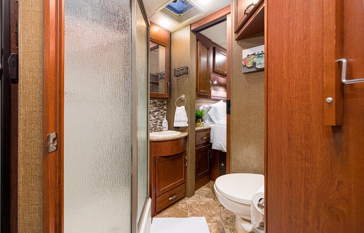 Toilet, sink and shower. Can be accessed from both the master bedroom and the common area.