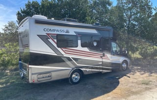 2024 NEW Thor Compass AWD Class B+