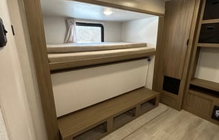 NEW & ELEGANT! 2025 Forest River RV Salem 31KQBTS