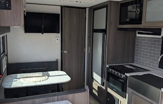 Dutchmen Kodiak 24' Easy Tow, Big Adventure!