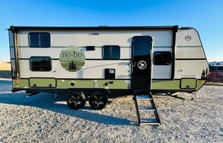 Stylish Family Explorer 2025 Nobo 20.3