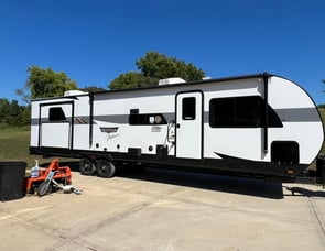 Forest River RV Wildwood Platinum 31KQBTS