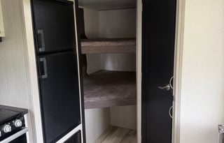 2021 Prime Time RV Tracer 24DBS