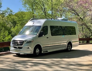 Grech Motors Strada Lounge