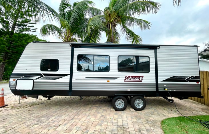 HappyCampersRvRental | RVshare