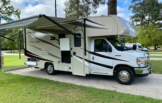 Coachman Leprechaun RS210