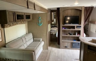 2018 Dutchmen RV Coleman Lantern Series 263BH