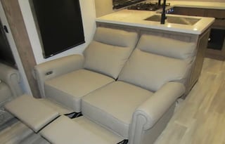 2023 Alliance RV Paradigm 395DS