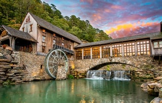 Modern and Welcoming Family Fun Camper Rental