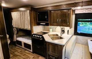 "Sully" the Jayco Redhawk w/BUNKS!!