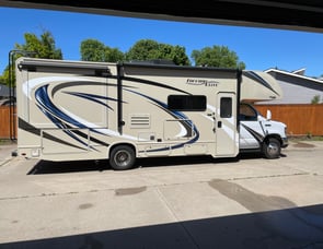 Thor Motor Coach Freedom Traveler A27
