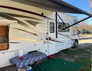 Forest River RV Sunseeker 2860DS Ford