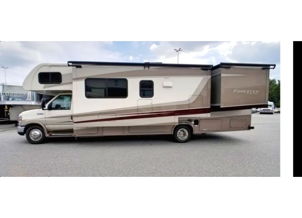 Class C Motor Home rentals in Denver