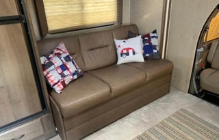 2019 Coachmen RV Freelander Gypsy Girl