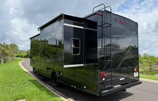 BRAND NEW 2026 Entegra Esteem 27U 30' Class C