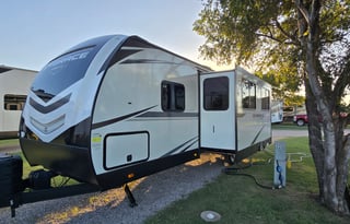 2022 Embrace 280 - great for families!!!