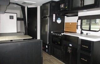 2022 27' Forest River Grey Wolf 22MKSE