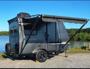 Travel Lite Falcon F-14