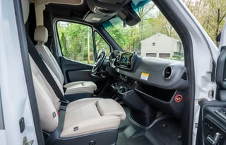 Winnebago Navion - Luxury Meets Adventure