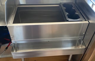 NUI LOA - Bar Trailer