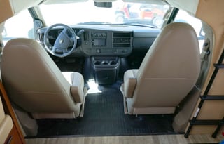 Lady Skipper: 2016 Forest River Sunseeker 2500TS