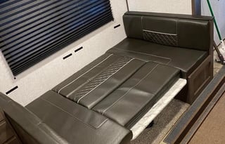 2019 Coleman Lantern  244 Bunkhouse