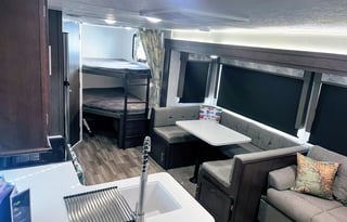 Sea-Beez Glamper: Like New! 2020 RV Rental