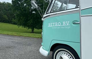 Volkswagen Bus RetroRV "Beka"