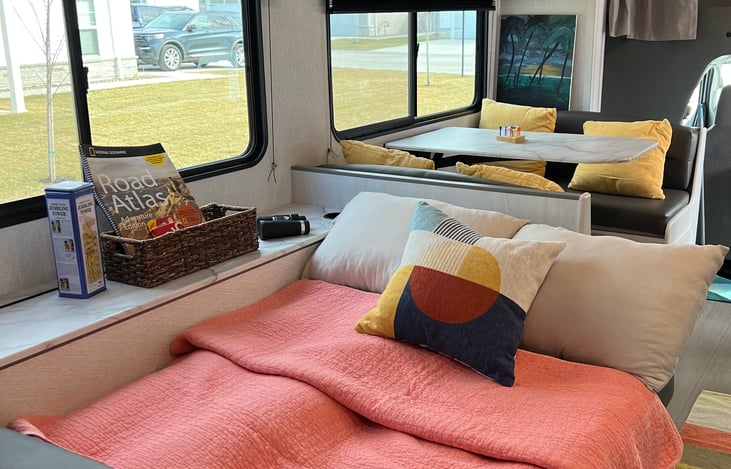 Foldout sofa sleeper