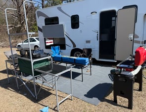 Thor Motor Coach majestic 23A