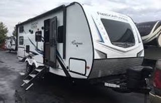 BRAND NEW 2021 Coachmen Freedom Express 257BHS