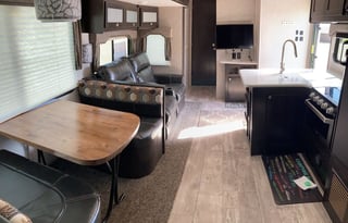 2019 Heartland North Trail 33BUDS King