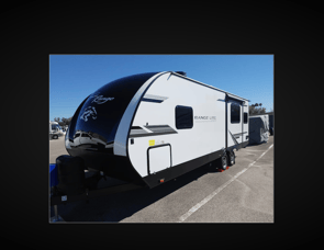 Highland Ridge RV Range Lite RL242RL
