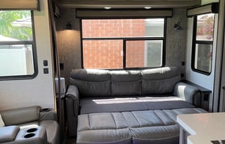 2021 CrossRoads RV Cameo CE3961MB