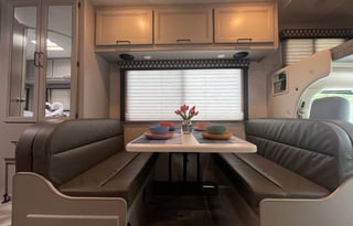 2023 Thor Motor Coach Quantum LC22